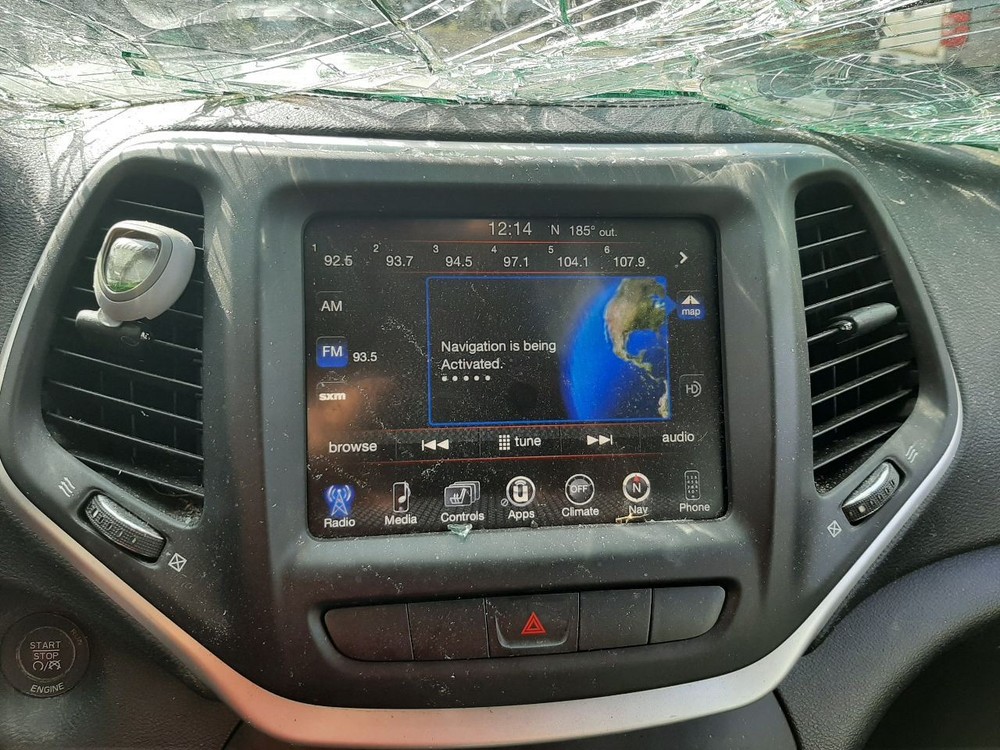 CHEROKEE 2014 Headrest 1058983