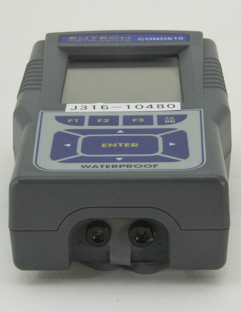 10480 EUTECH INSTRUMENTS WATERPROOF PORTABLE METER COND610