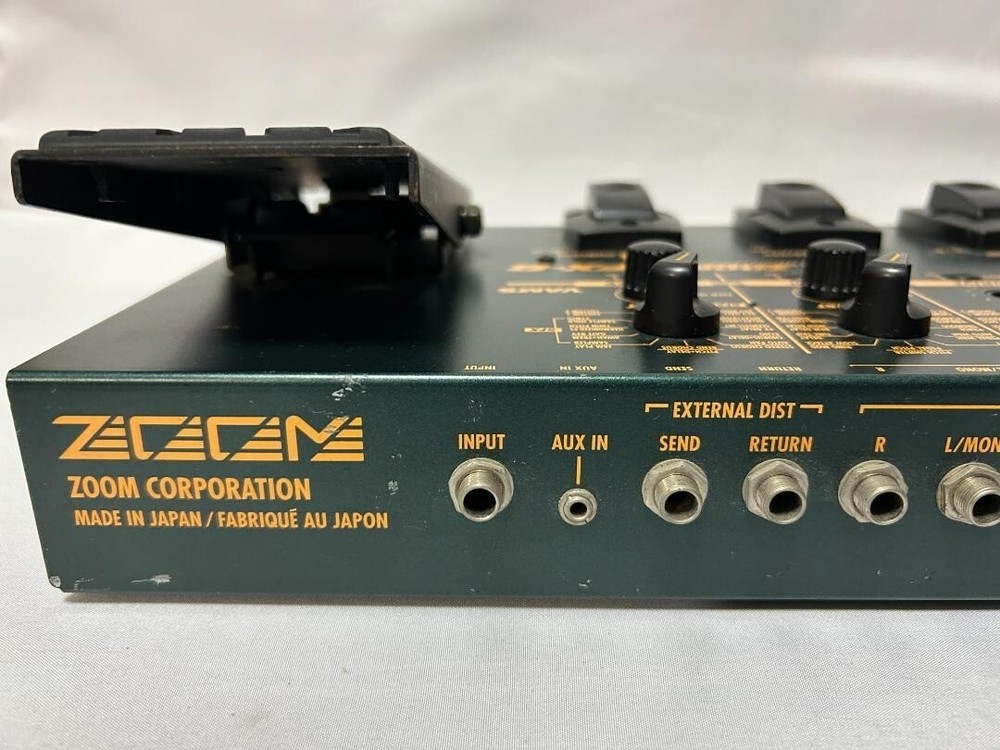 ZOOM GFX-8 Guitar Effects Processor Pedal Multi Effector Musical Instruments