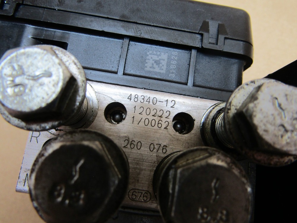 Harley Davidson Super Glide Custom 2012 3,615 mls ABS pump control unit (10036)