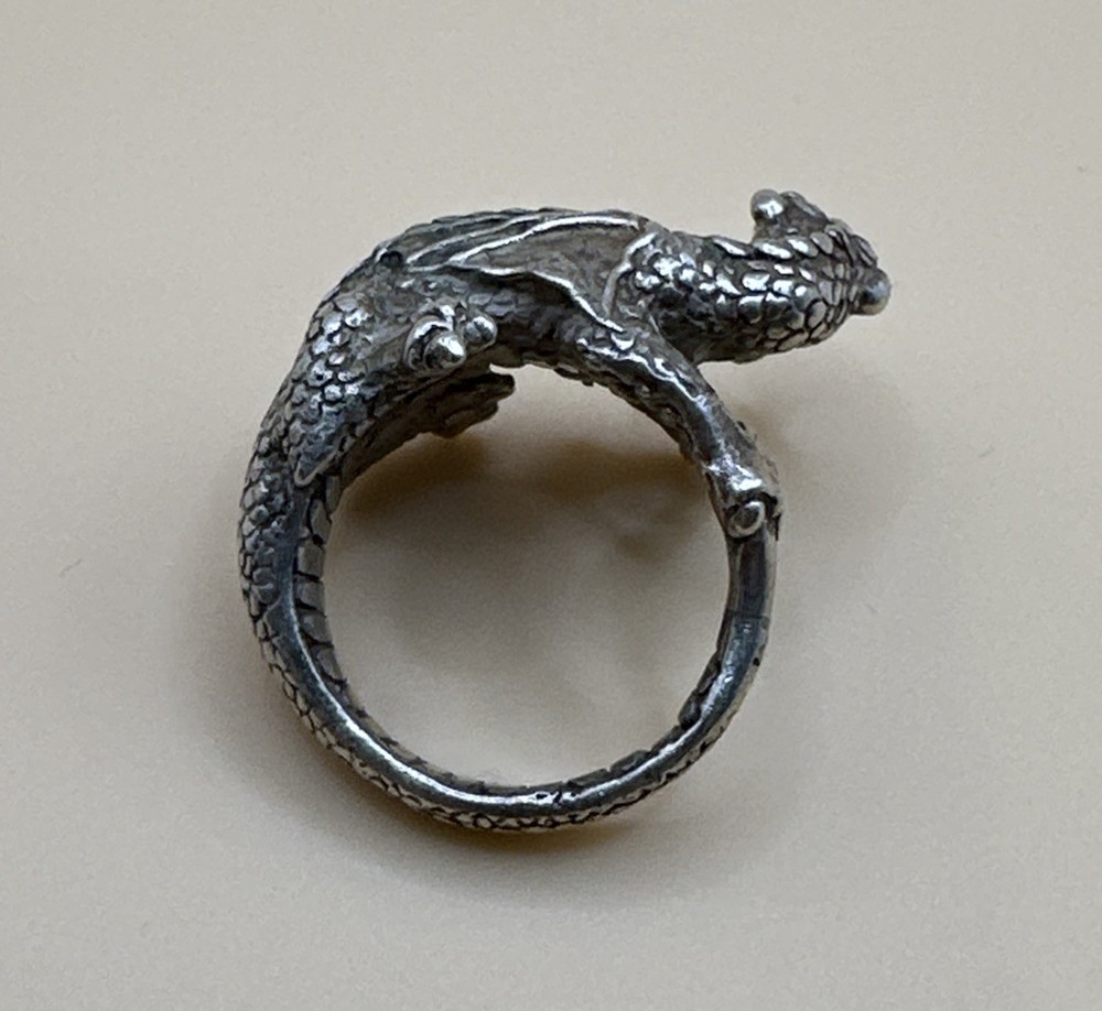 Vintage 925 Sterling Silver Dagon Ring /Size 7