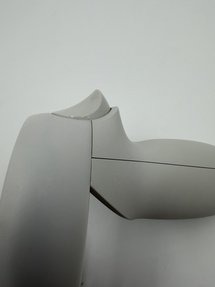 Genuine Oculus Meta Quest 2 Right Controller OEM White Tested Working