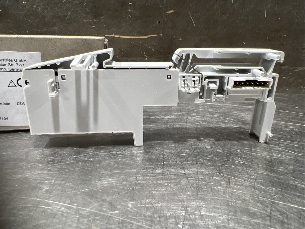 Eaton XN-S4T-SBBC - Base Module Nos Surplus