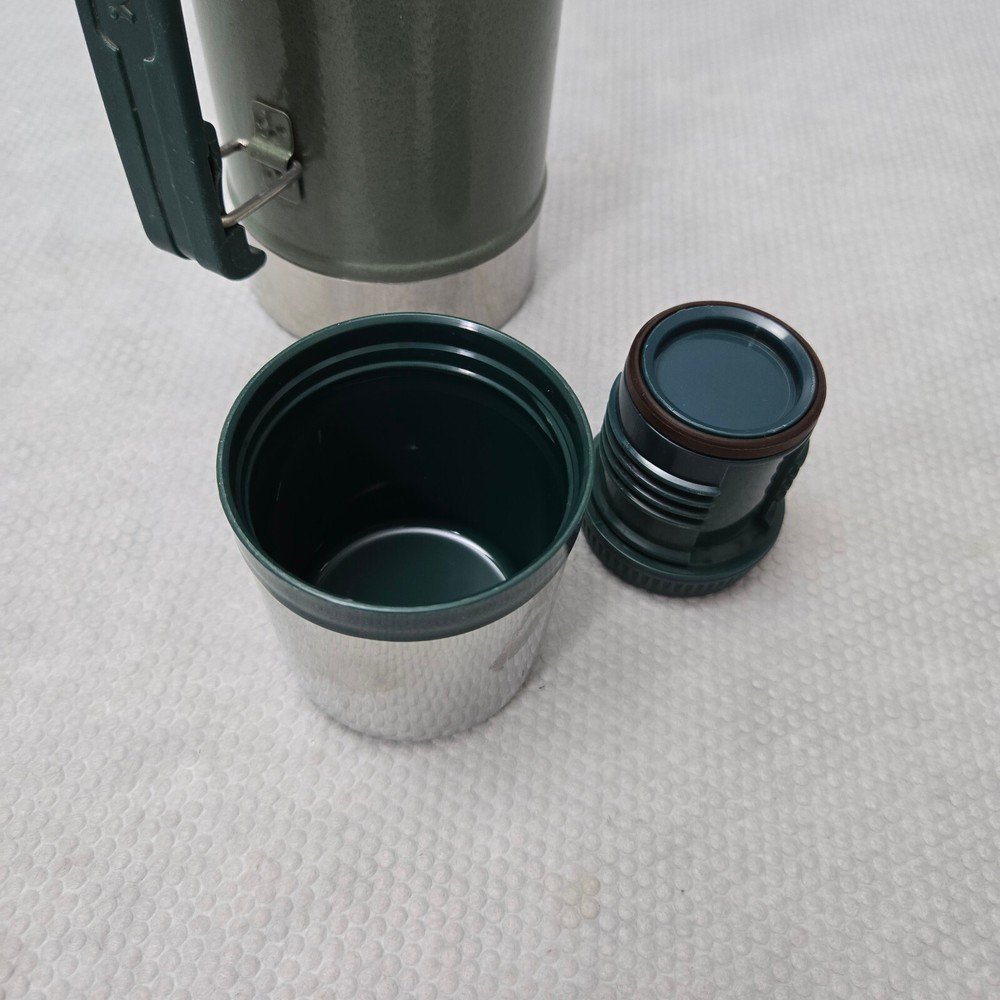 Stanley 1.1 Quart Insulated Stainless Thermos Excellent Condition