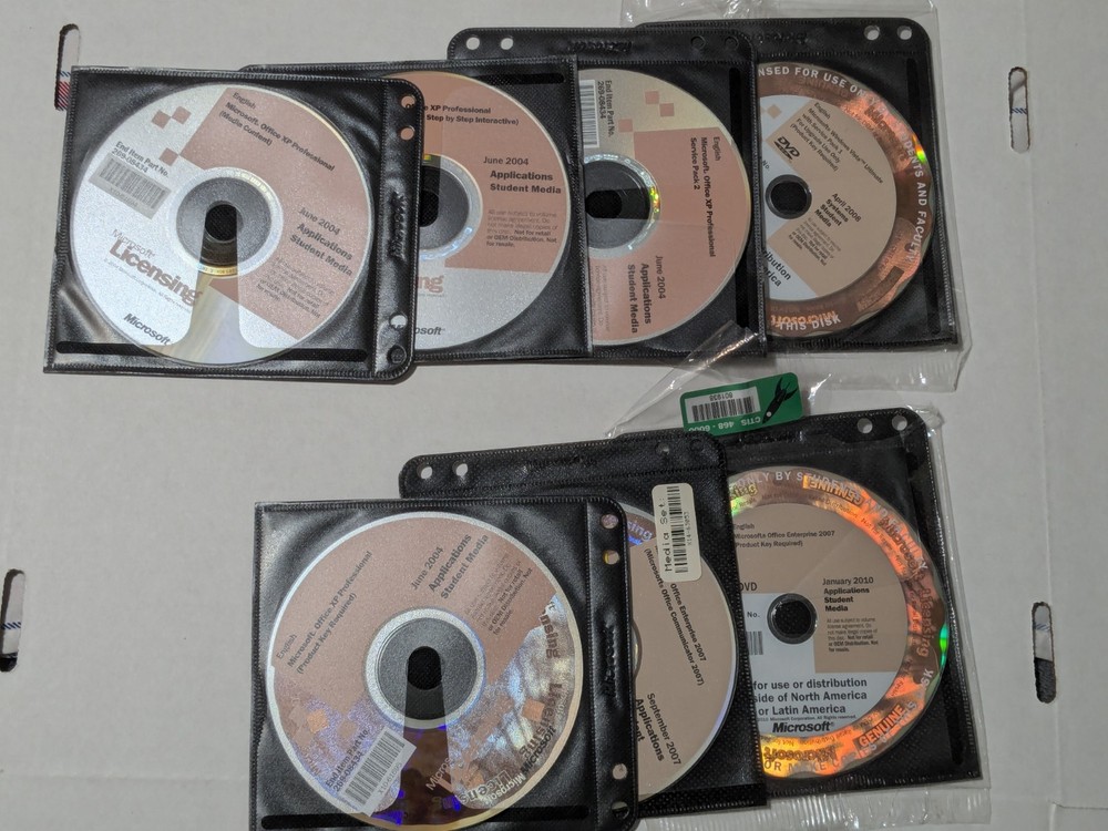 Microsoft Office XP Professional Application Student Media / 7 discs Dates Vary