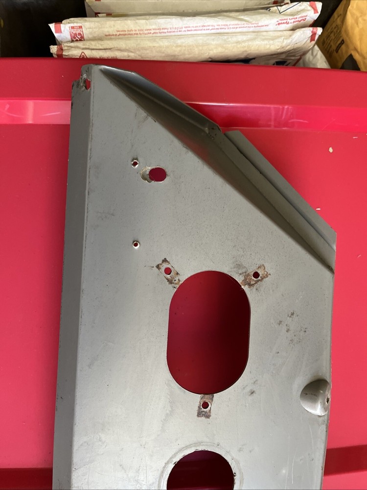 Peterbilt Unibilt Sleeper Control Panel Used Grey W/ Logo Z35