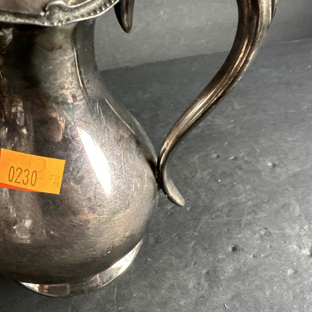 Rare Fine Quality Silverplate Maple Syrup #R28
