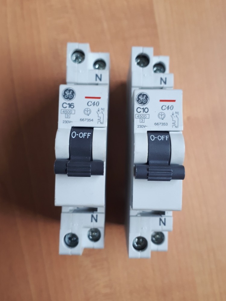 MAGNETOTHERMAL C10 C16 STOCK 2 PIECES