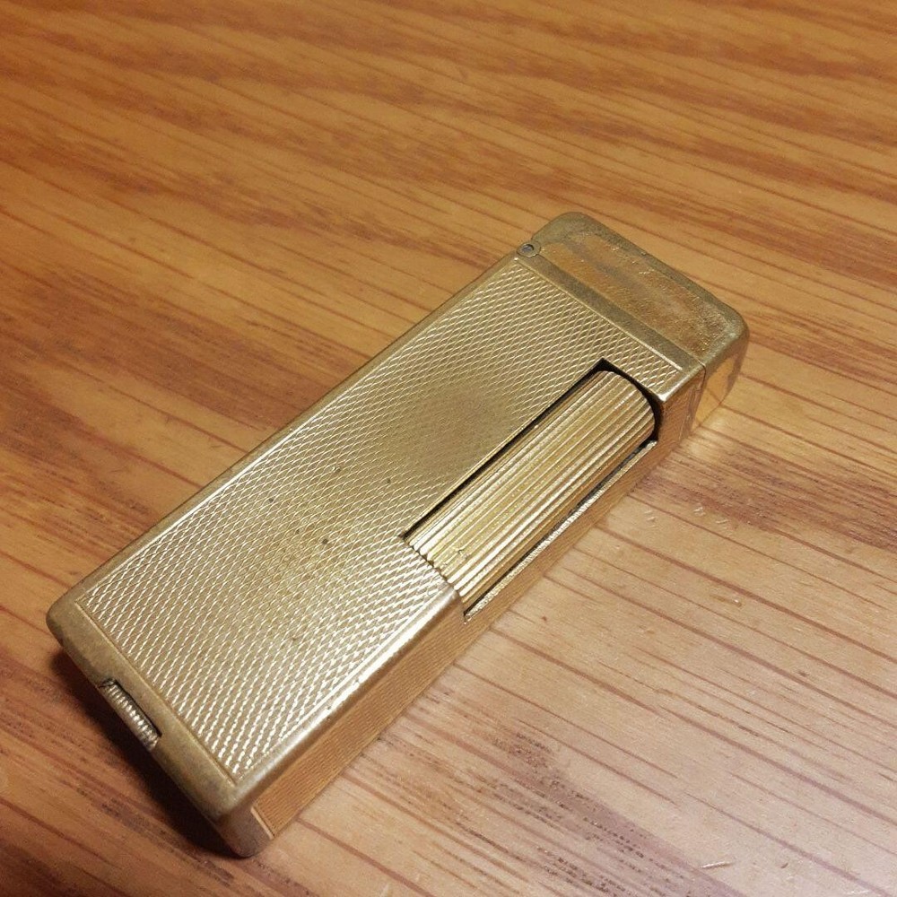 Working Dunhill oil lighter gold without box