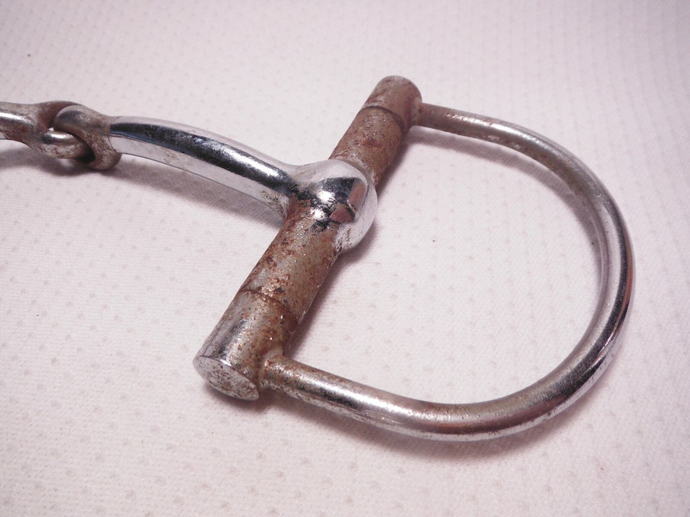 VINTAGE D-RING SNAFFLE BIT ~ MADE IN JAPAN.
