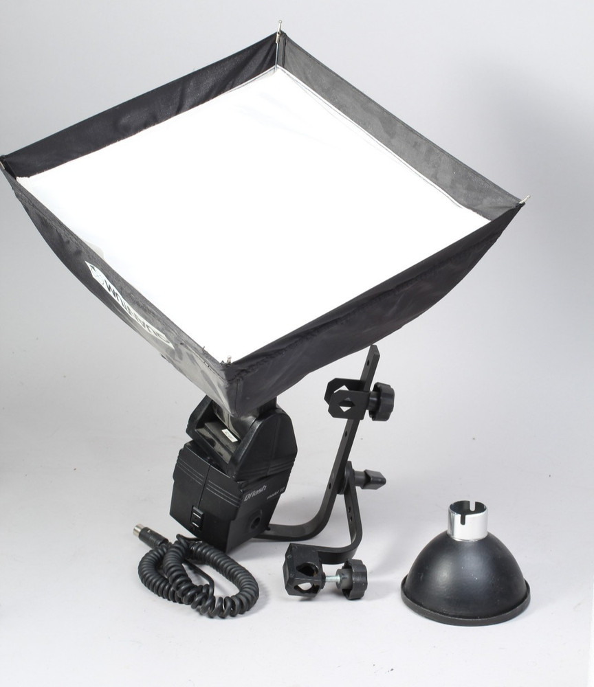 QUANTUM Q FLASH T2 W BULB CORD SOFT BOX REFLECTOR & MOUNT BRACKET TESTED WORKS