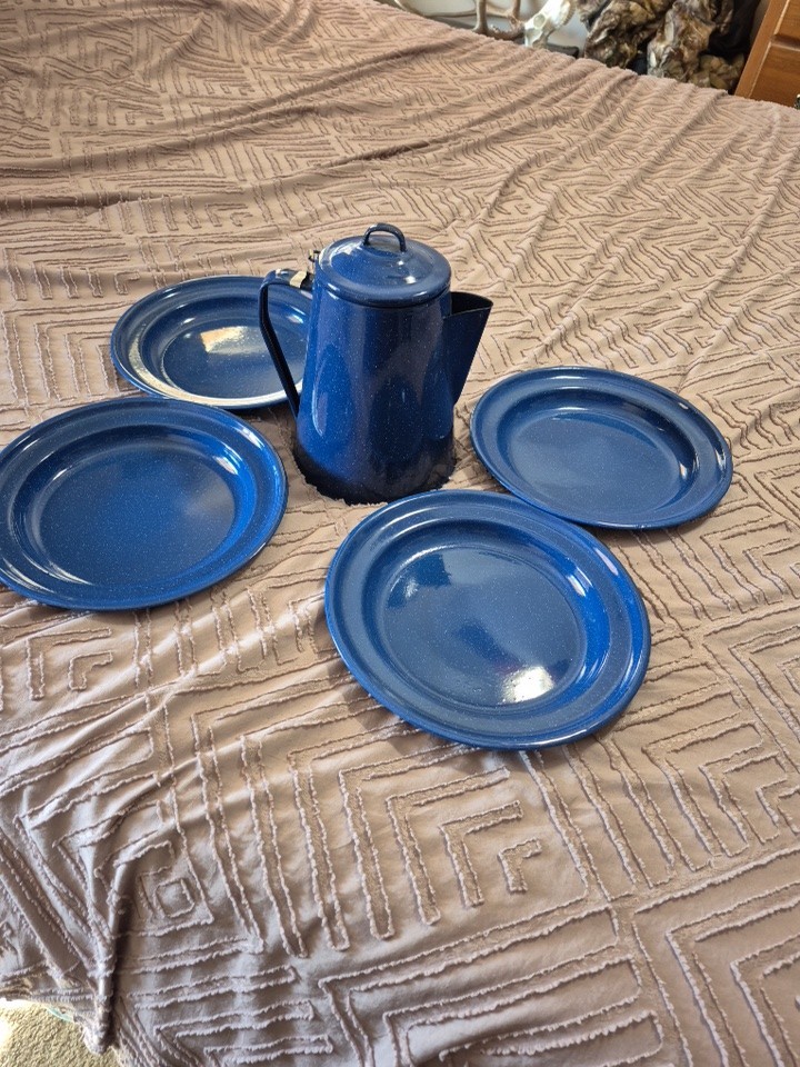 Blue Speckled Enamelware Camping Set - Coffee Pot Perculator &  4 Plates
