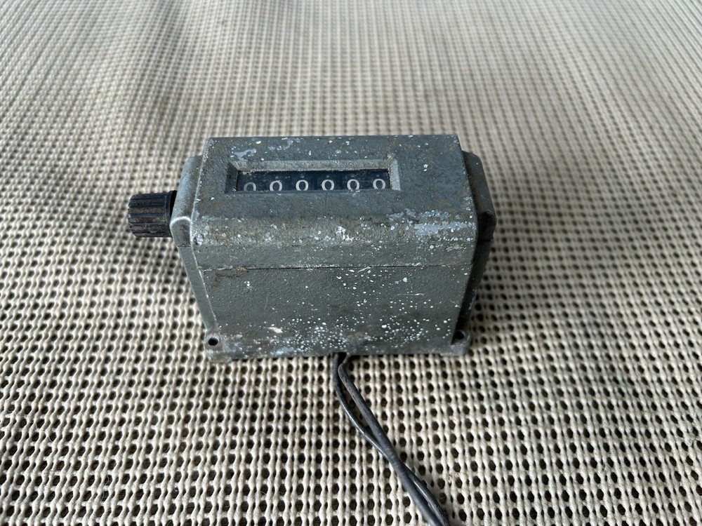 Vintage general controls counting decimal device