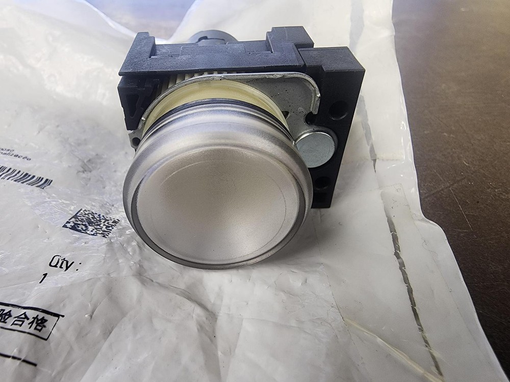 SIEMENS 3SU1201-6AG24-1AA0 Indicator Light