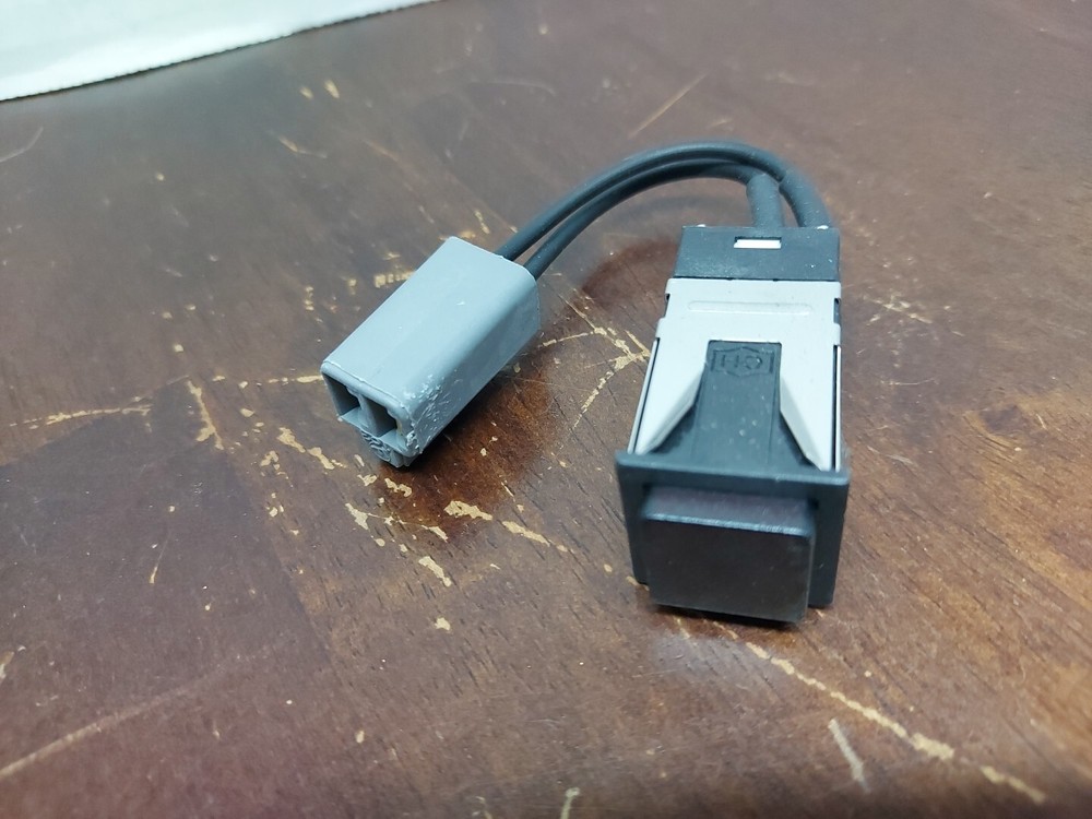 NOS International 3522901C91 Light PTO Engage Indicator
