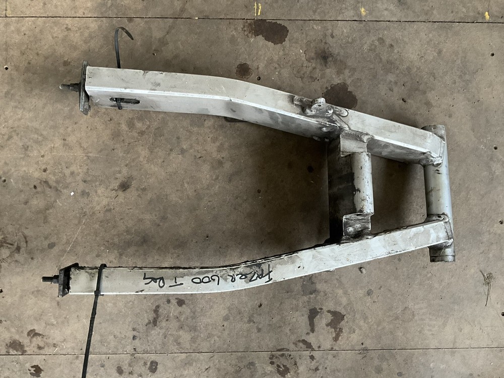 Yamaha Fazer 600 Swinging Arm T Reg
