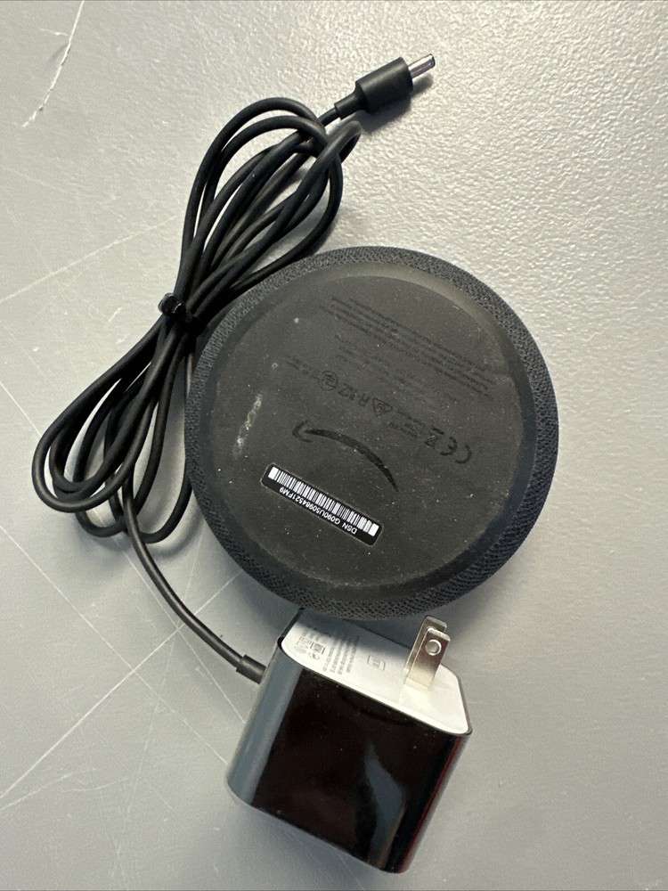 Amazon - Echo Dot (3rd Gen) - Smart Speaker with Alexa - Charcoal