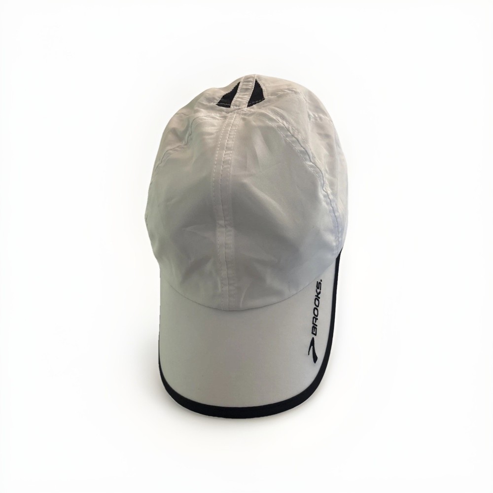 Brooks Running Hat Cap Ultra Light White Adjustable OSFA Sun Block Quick Dry