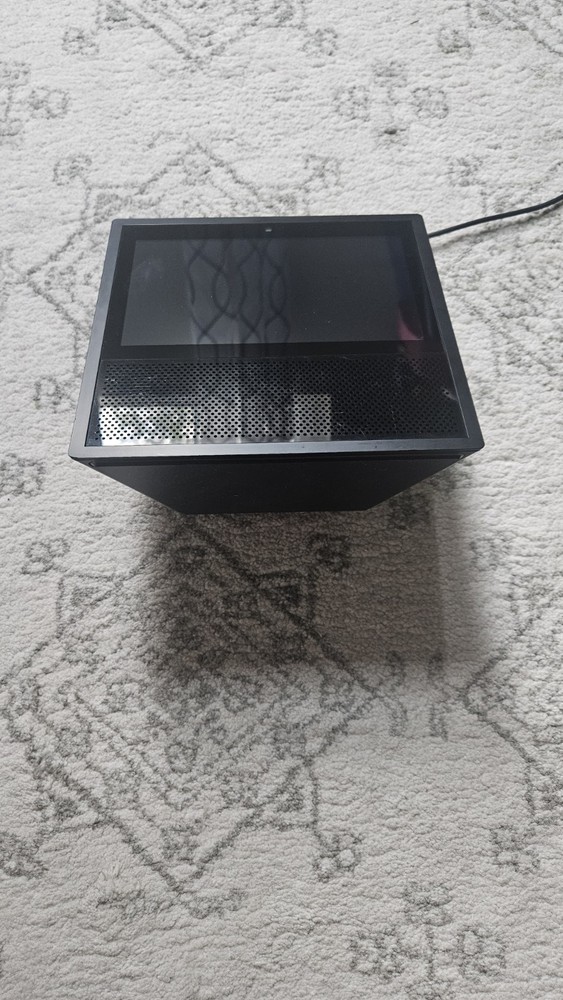 Amazon Echo Show 1st gen (Model MW46WB)