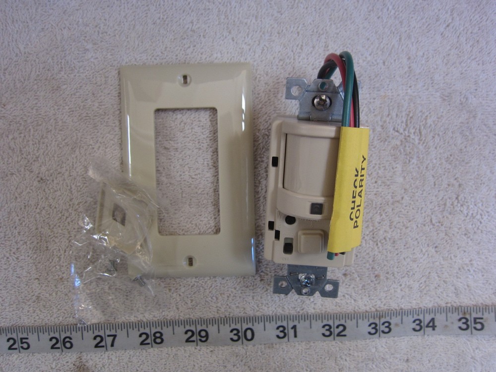 Hubbell HBL AT277I H-Moss 277V Wall Switch Sensor, New