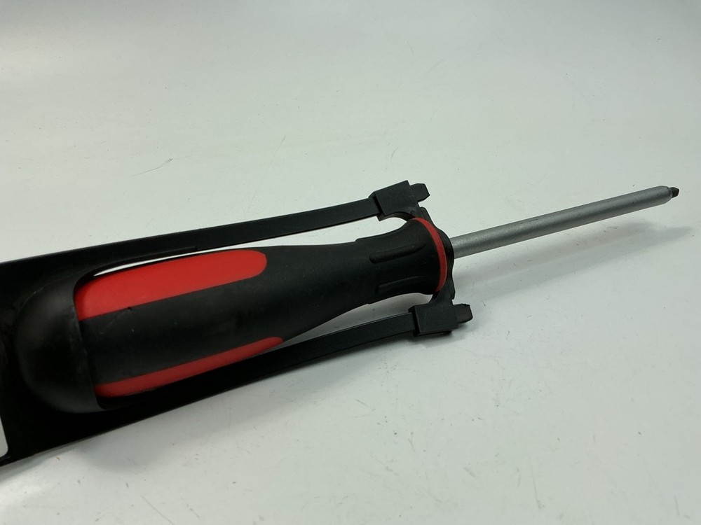 Gearwrench 80092 Square Screwdriver #3 X 5"