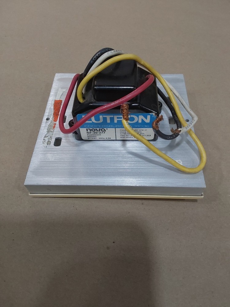 LUTRON NOVA NF-20-277 FLUORESCENT
