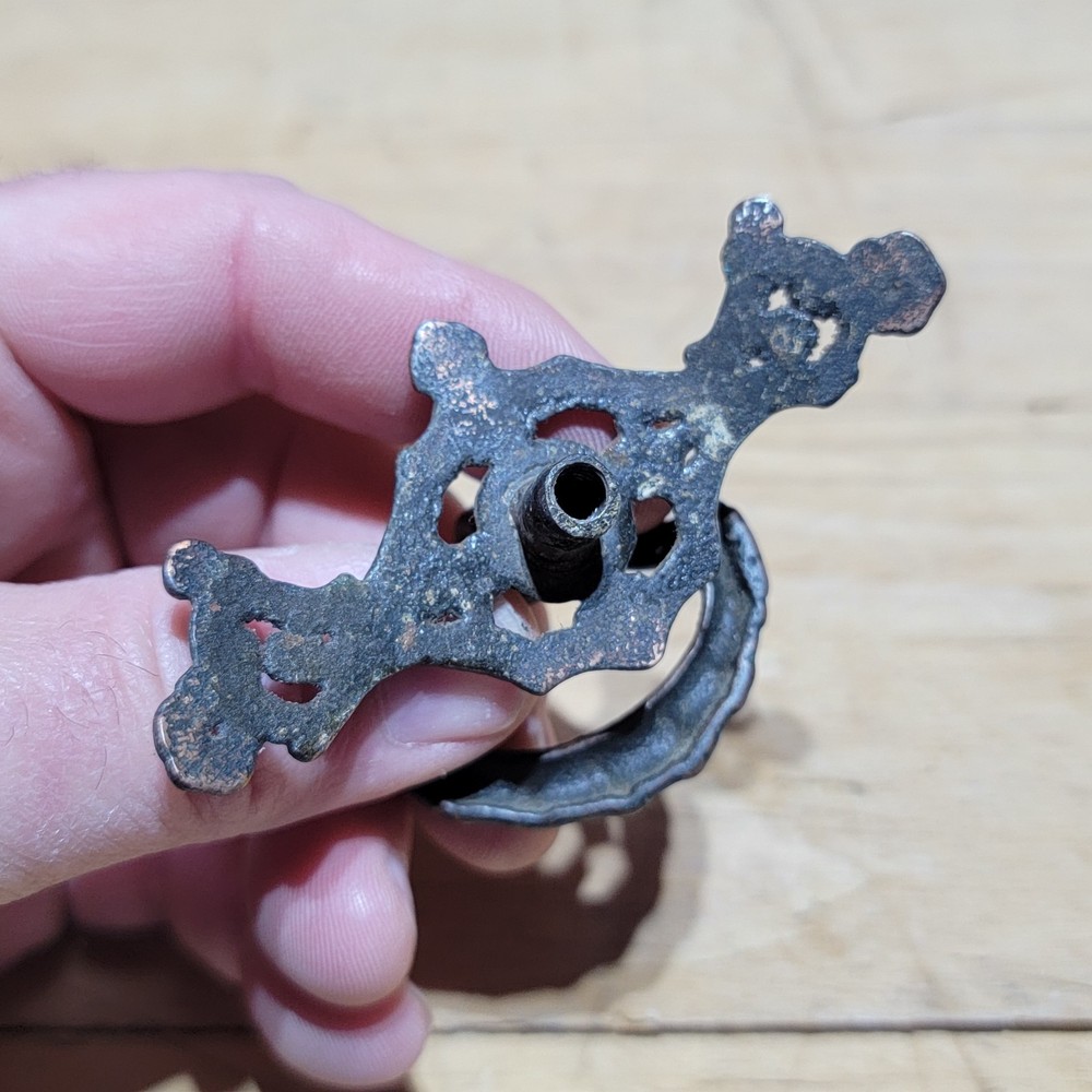 PAIR OF VINTAGE VICTORIAN STYLE SEWING MACHINE DRAWER PULLS