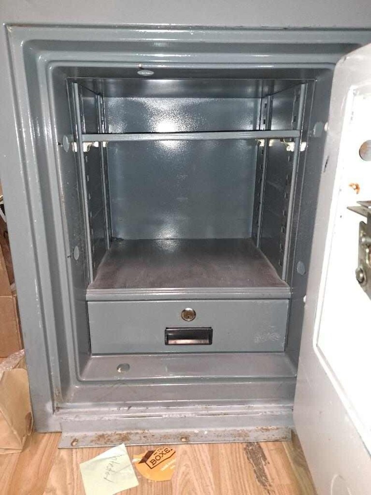 ADESCO SAFE MODEL: US-140