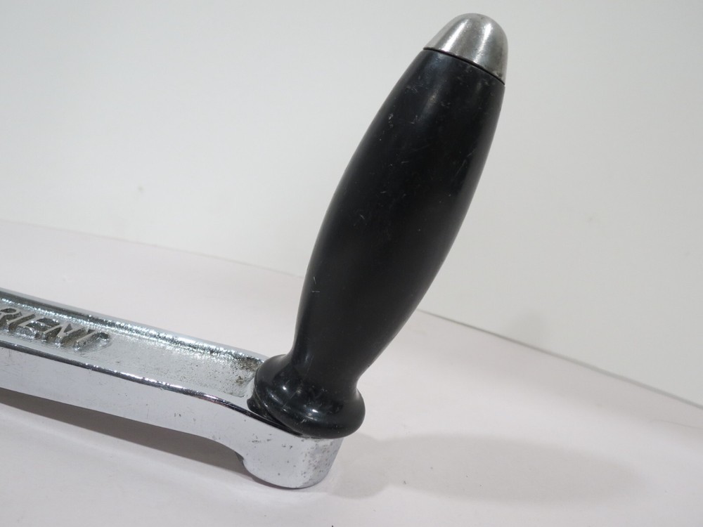 BARIENT 11" LOCKING WINCH HANDLE CHROME W/ BLACK HANDLE