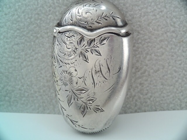 ANTIQUE VICTORIAN GORHAM STERLING SILVER MATCH SAFE