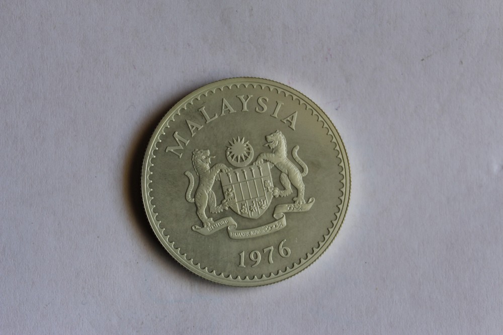 1976 MALAYSIA 15 RINGGIT SILVER PROOF COIN