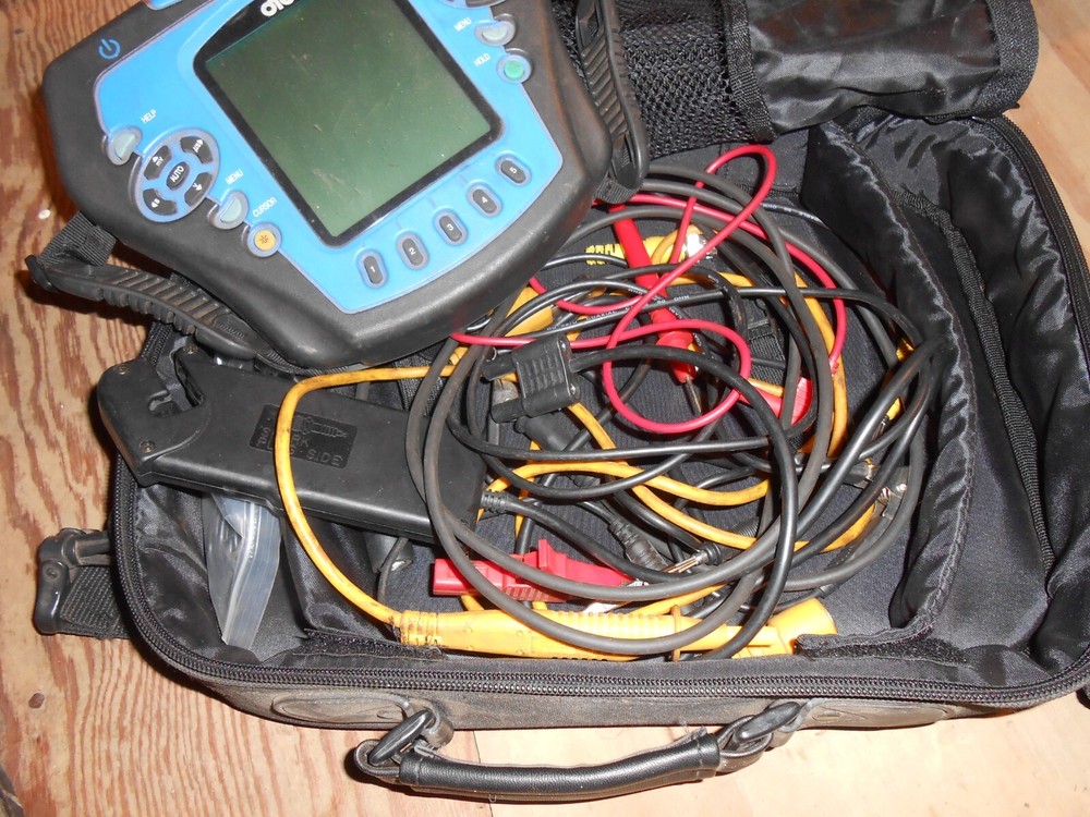 otc 3840 multimeter /scope NEW BATTERY & CHARGER