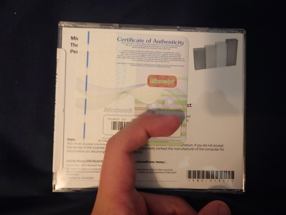 Sealed Microsoft Money 2000 CD-ROM PC w/ Product ID