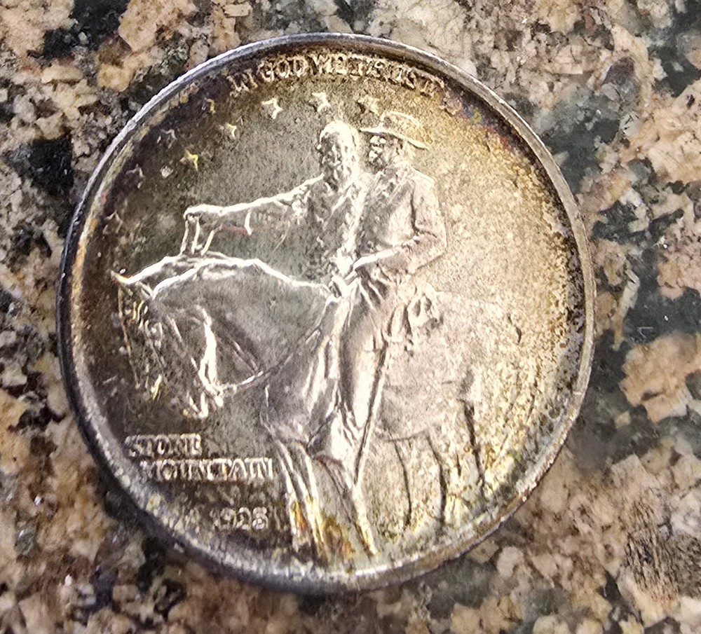 1925 STONE MOUNTAIN COMM. HALF DOLLAR- HIGH GRADE TONING RAINBOW TONING