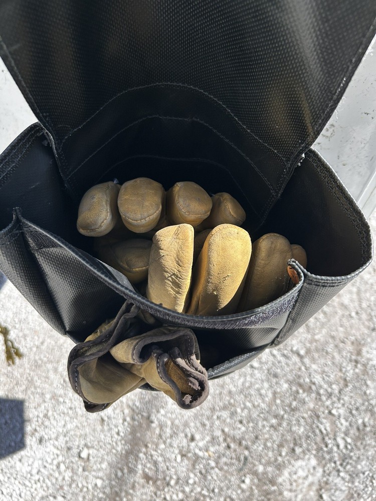 Primary Glove Bag Black