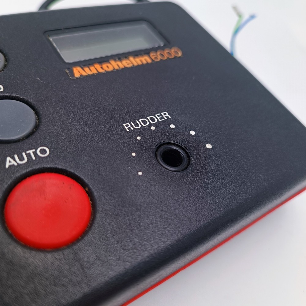 AUTOHELM 6000 Indicating Marine Autopilot Control Unit Controller Z055 Raymarine