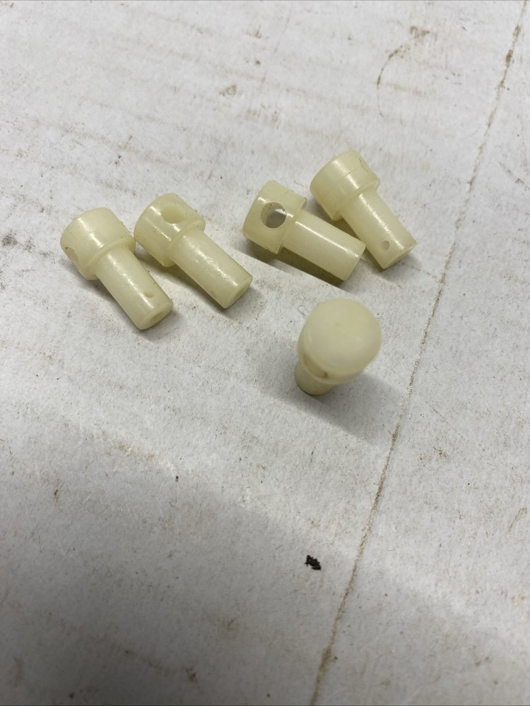 OMC Five Pivot Pins 304226 BB-539