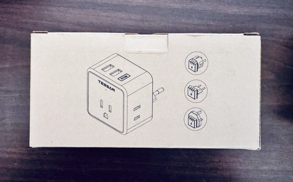 Travel Outlet Plug Adapter Kit - New in Box