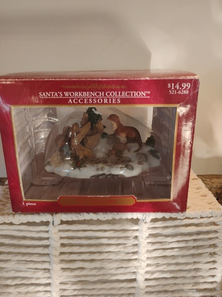 Santa's Workbench Collection  2000 Christmas Village
