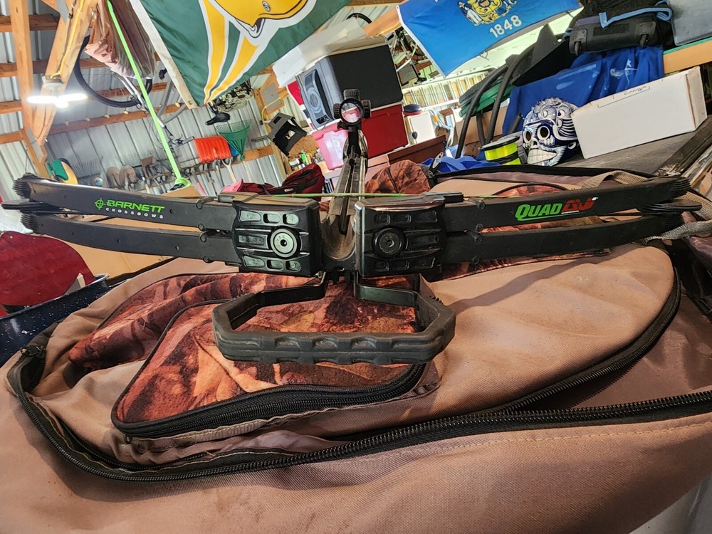 Barnett Quad AVI Crossbow Package