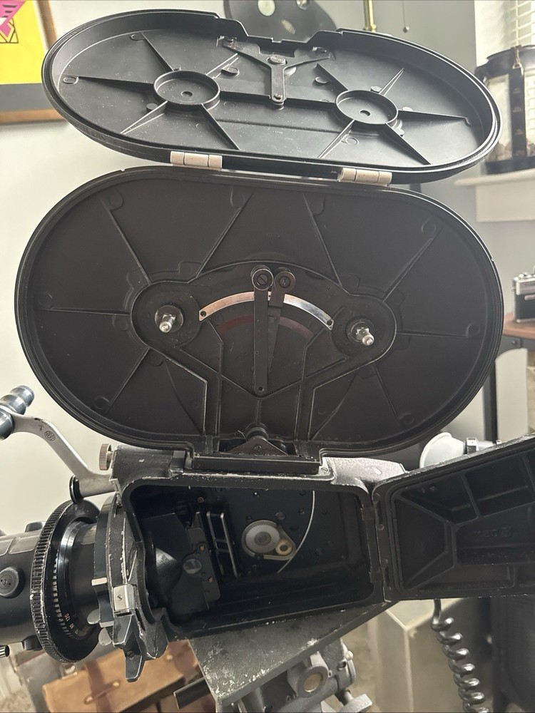 Arriflex 16BL 16MM Camera