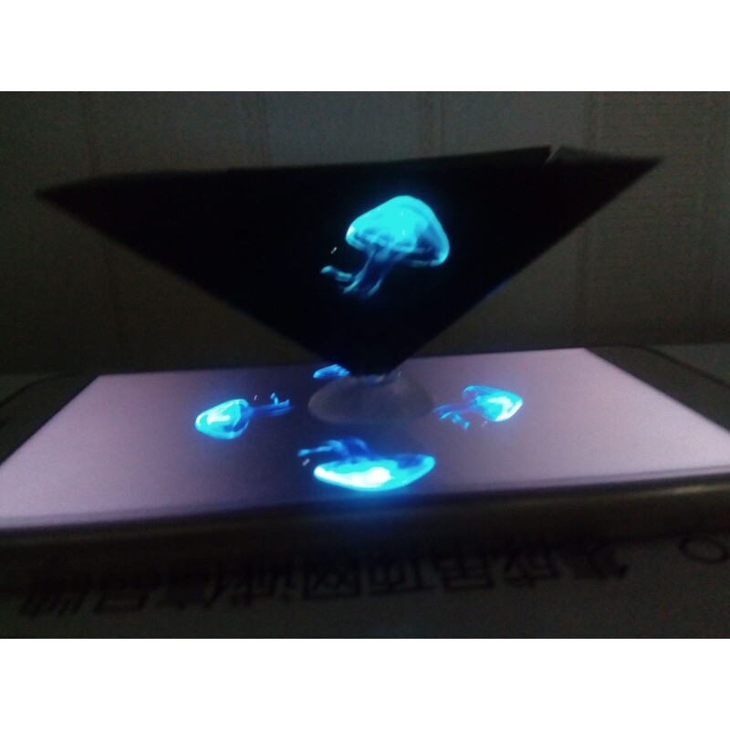 Smartphone 3D Hologram Projector 3D Projector Stands Projector Py-ramid