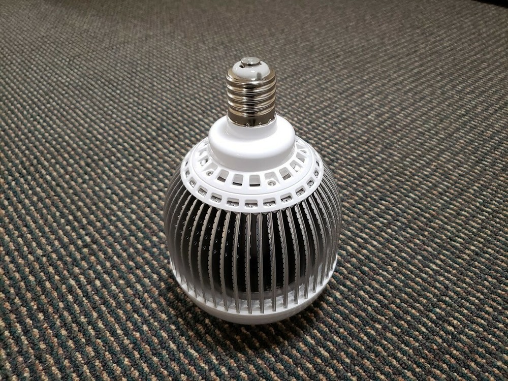 Neptun LED Dimmable Lamp