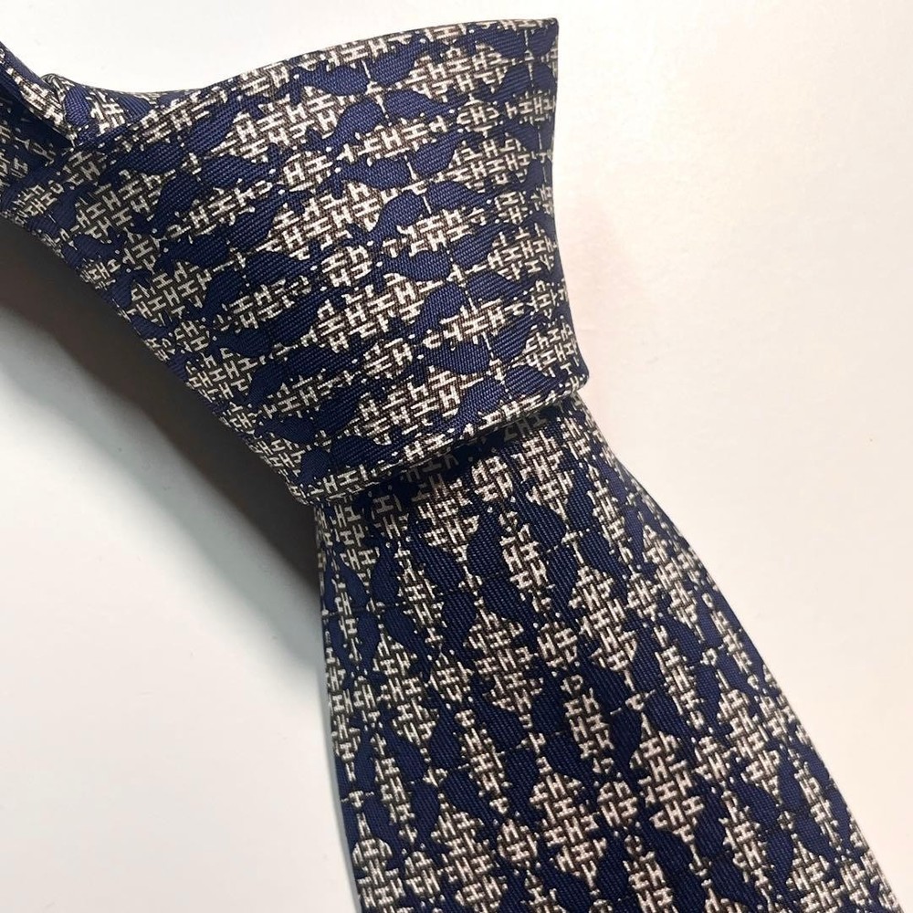 Hermes H pattern tie rabbit all-over pattern luxury men's accessory used