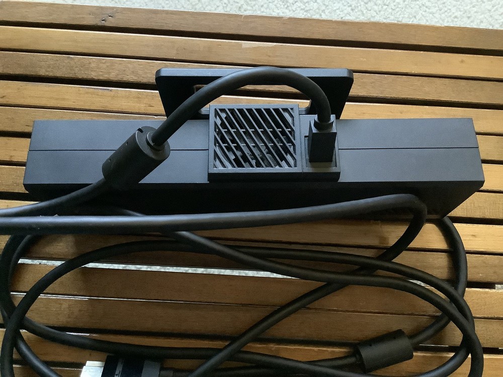Microsoft Xbox One Kinect Connect Sensor Bar Camera Model 1520