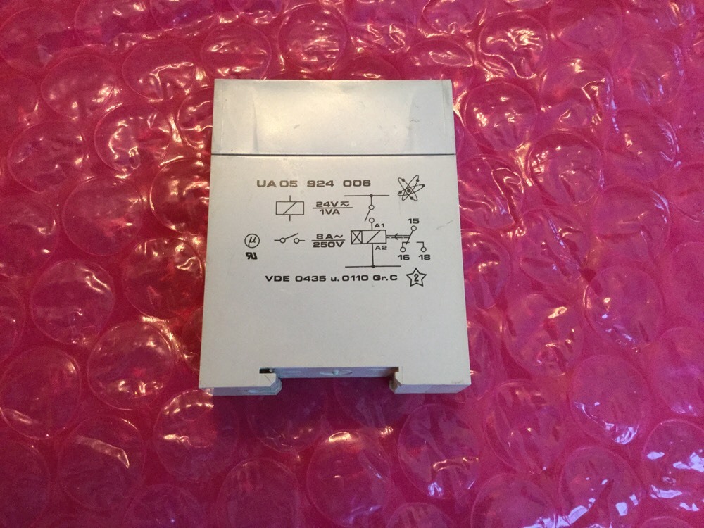 Electromatic U-System UA 05 924 006 Delay On Timer. .15-6 Sec