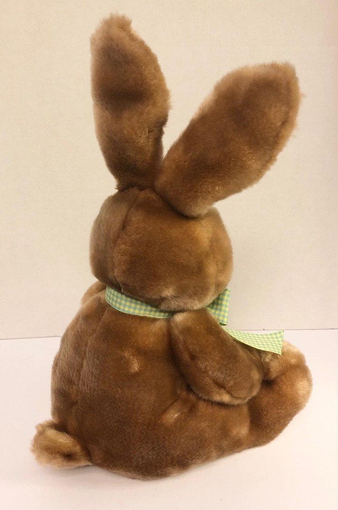 TOUCH MY HEART "Bunny" Animated Talking Singing Plush 2003 Easter Bunny Stuffed