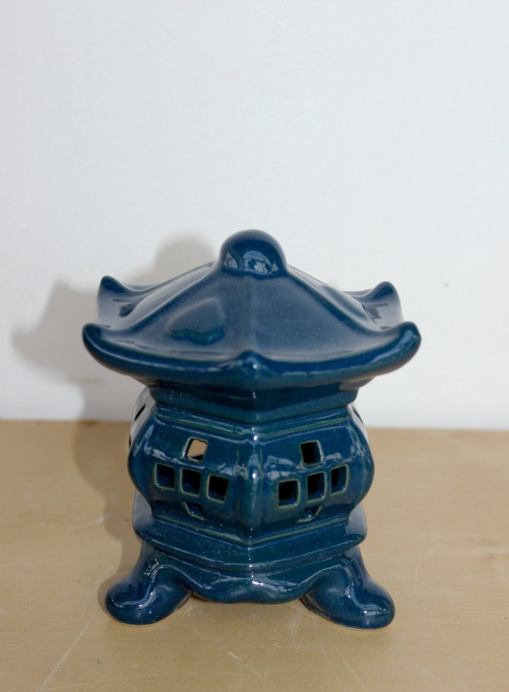 bonsai mudman / figurine blue  lantern 4.75" H