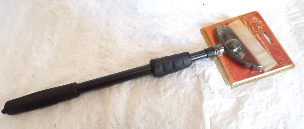 NEW 4" Extendable Scraper with 10 Replacement Blades NIP