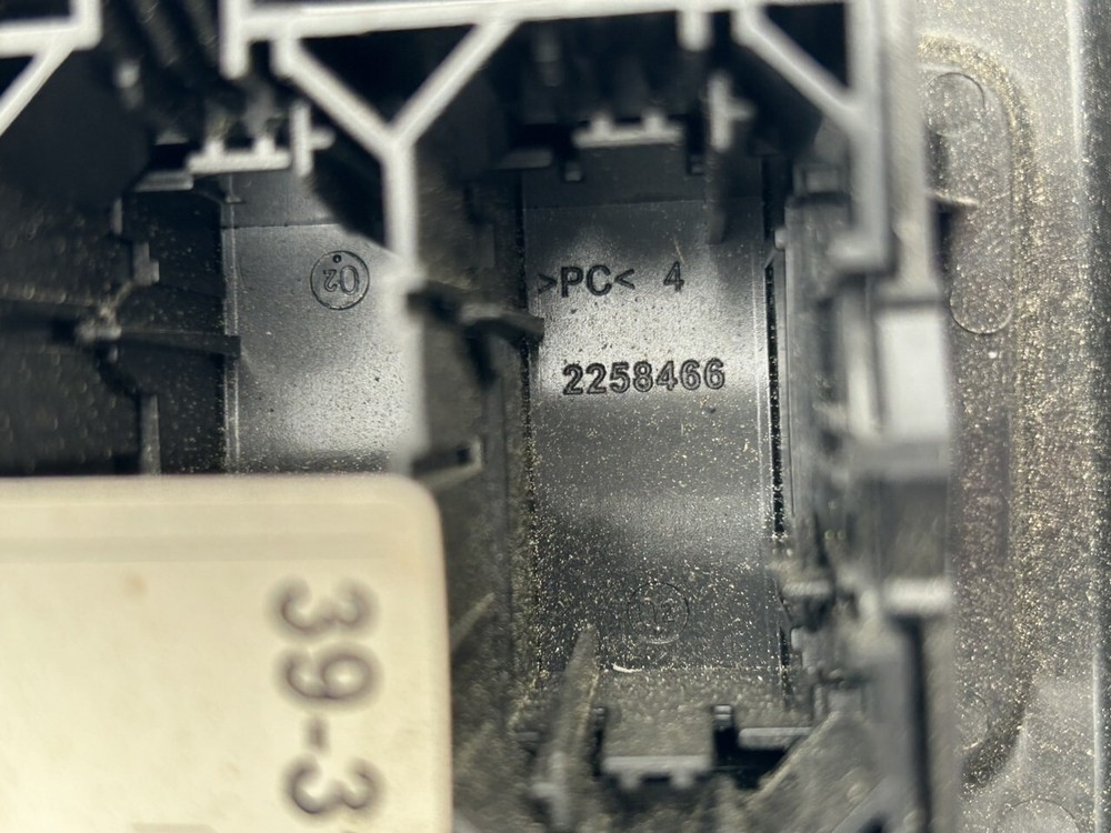 Scania R switch module, panel 2554704, 2258466, 2267542